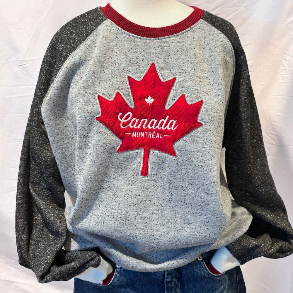 Initial Attraction Canada Montreal Maple Leaf Patch Sweatshirt Size M